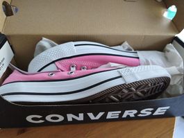 Baskets Converse Rose Taille 37 neuves dans boite