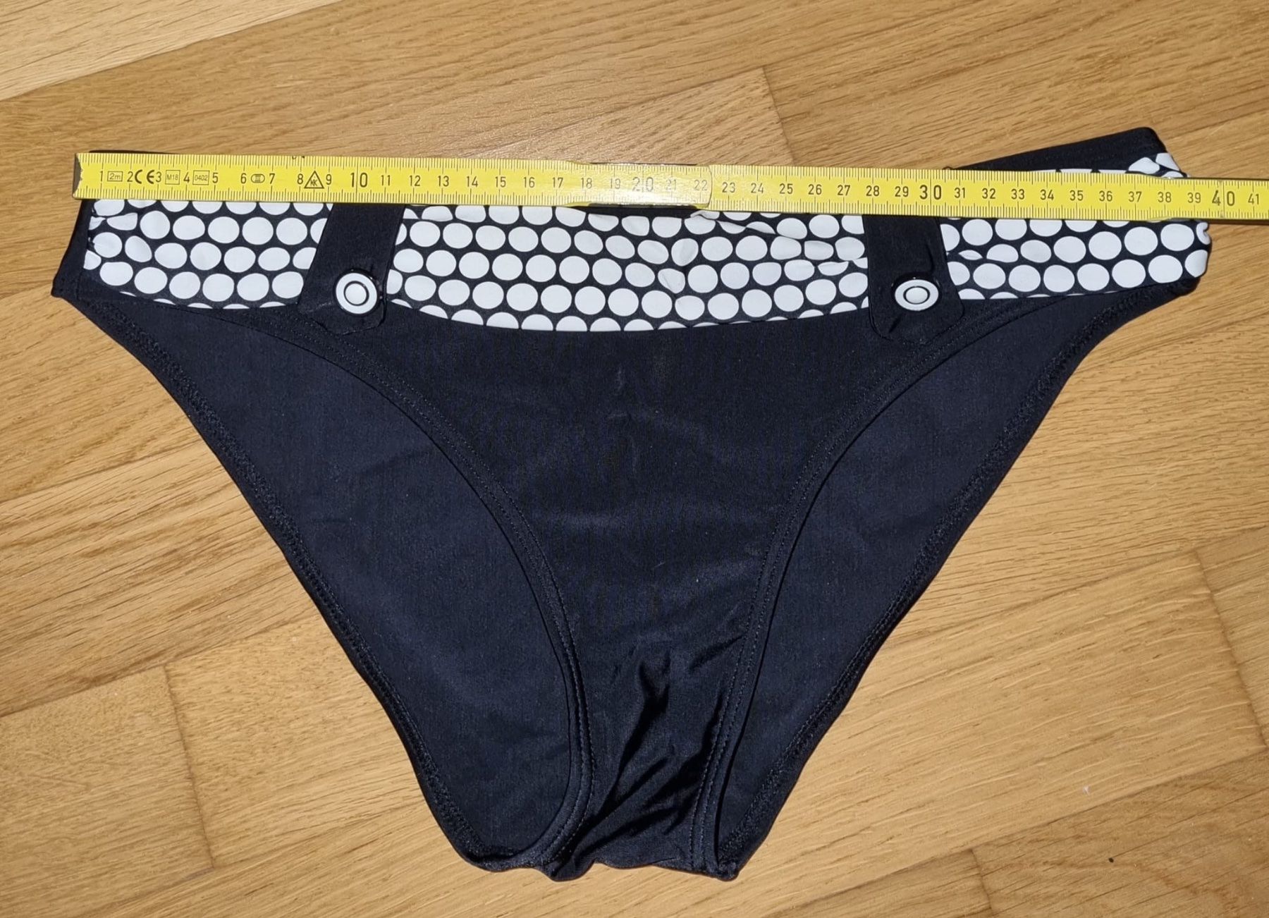 Costumi da bagno & Bikini: Bikini schwarz-weiss, Gr. M – Nuovo (secondo la descrizione) da Bözberg venduto da RosmarieOb 2