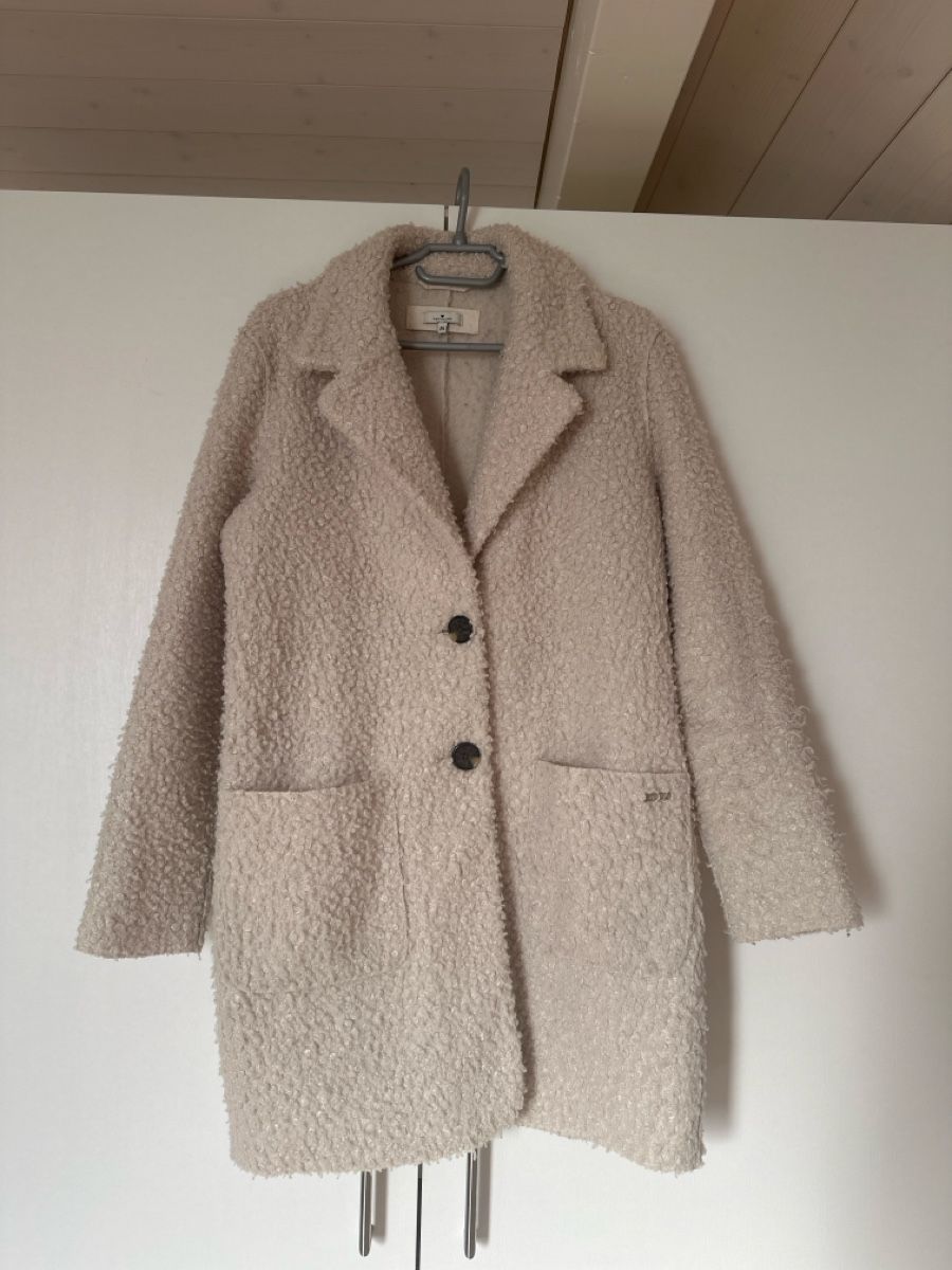 Tom Tailor Cappotti: Mantel Tom Tailor Teddyfutter beige flauschig Grösse M  – Usato da Buchs AG venduto da Dasmusstduhaben