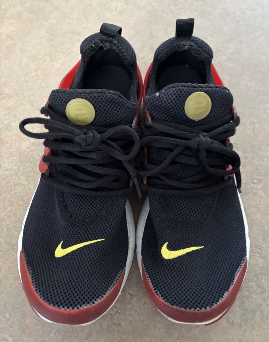 Nike Chaussures hommes: Nike Air Presto Grösse 44  – D'occasion à Zollikerberg par Jvac2