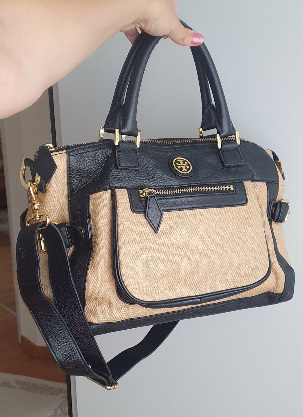 Tory Burch Sacs femmes: Tory Burch Handtasche Crossbody Leder Raffia Optik – D'occasion à Niederteufen par Mira_72 9