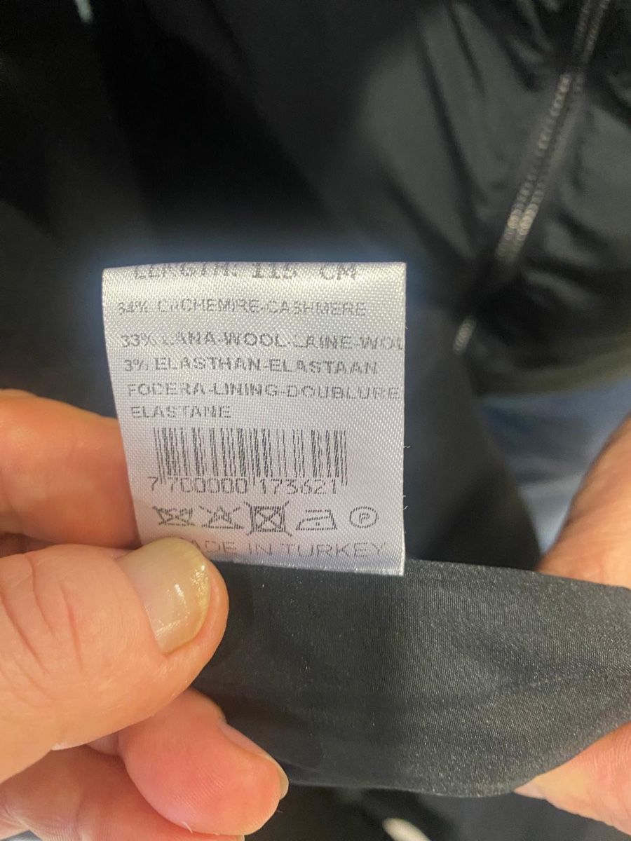 Cappotti: Black Cashmere and Wool Coat – Nuovo (secondo la descrizione) da Horgen venduto da Elizhadz 3