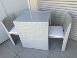 Platzsparendes Polyrattan Balkonset – 3-teilig (wie neu)