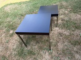 Set aus zwei eleganten Beistelltischen in Schwarz