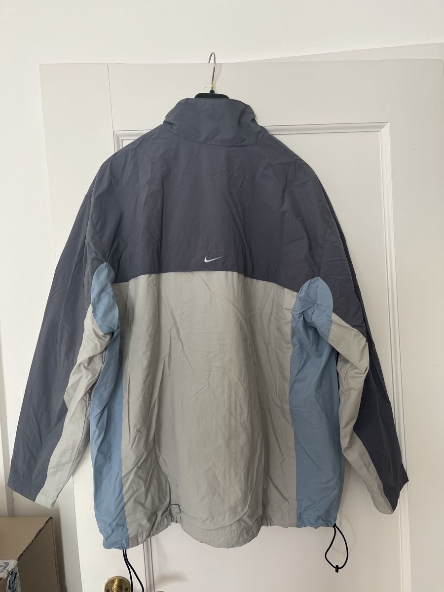 Nike Giacche: Nike Jacke L Vintage – Usato da Bern venduto da vad_7whw 1