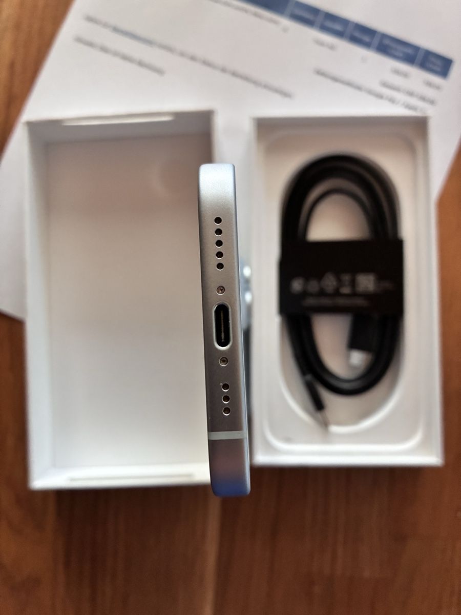 Apple Telefoni cellulari / Smartphones: iPhone 15, 256 GB,neuwertig – Nuovo (secondo la descrizione) da Steinach venduto da cgo_29jv 2