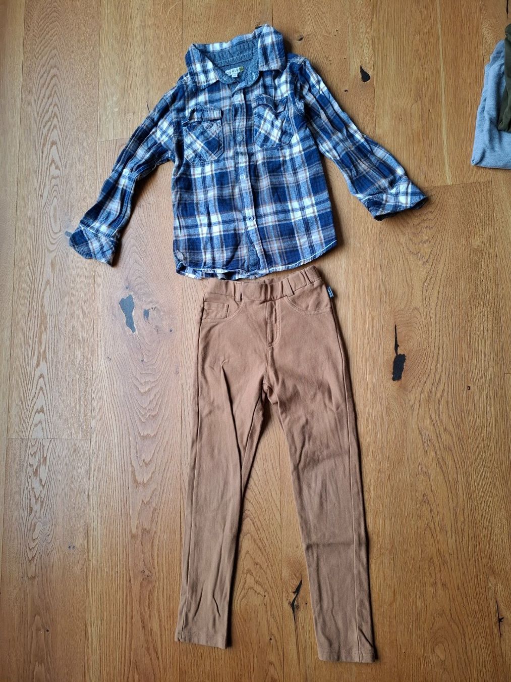 Lotti & Set di vestiti: Kleiderpaket Junge Gr. 116 – Usato da Bözberg venduto da Zimt104 2