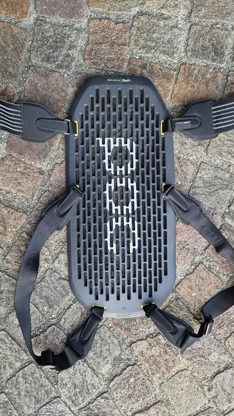 Schutz & Schoner: POC VPD System Air Protektor Grösse L neuwertig – Gebraucht aus Teufen ZH von finetec 6