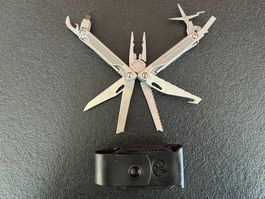 Pince multifonction Leatherman Charge S30V - Parfait état