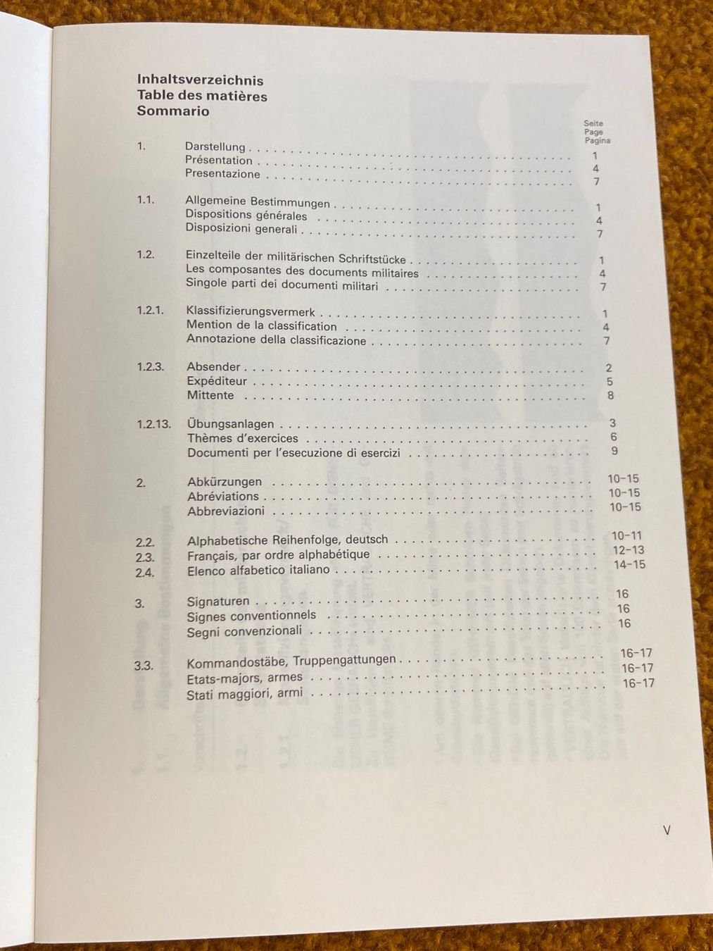 Libri: 5 Reglemente der Schweizer Armee – Usato da Brütten venduto da Hst1 5