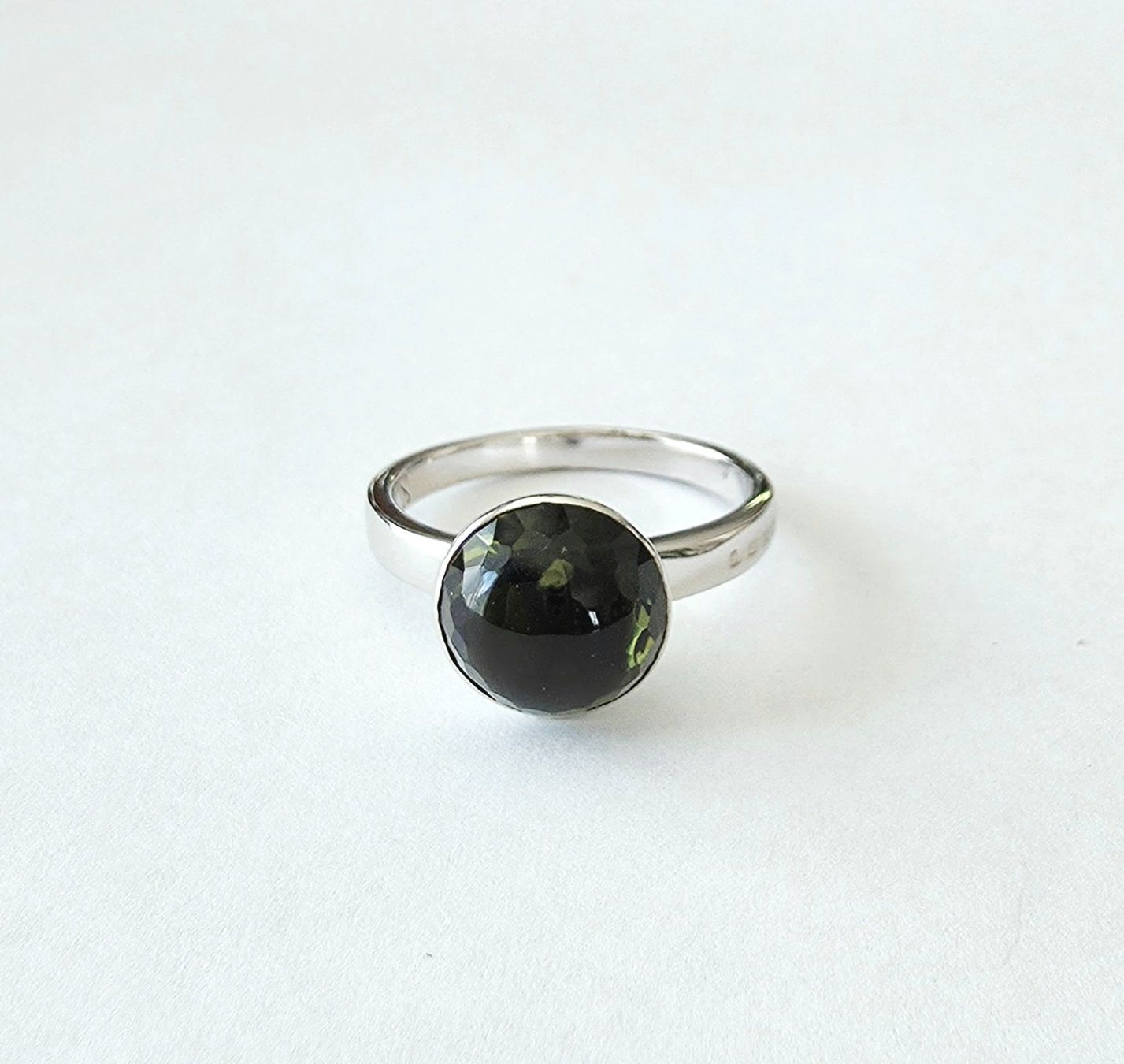 Ringe: Silber Ring 925 mit facettiertem Moldvit-Kristall  - Neu – Neu und originalverpackt aus Uetikon am See von Coralreef 2