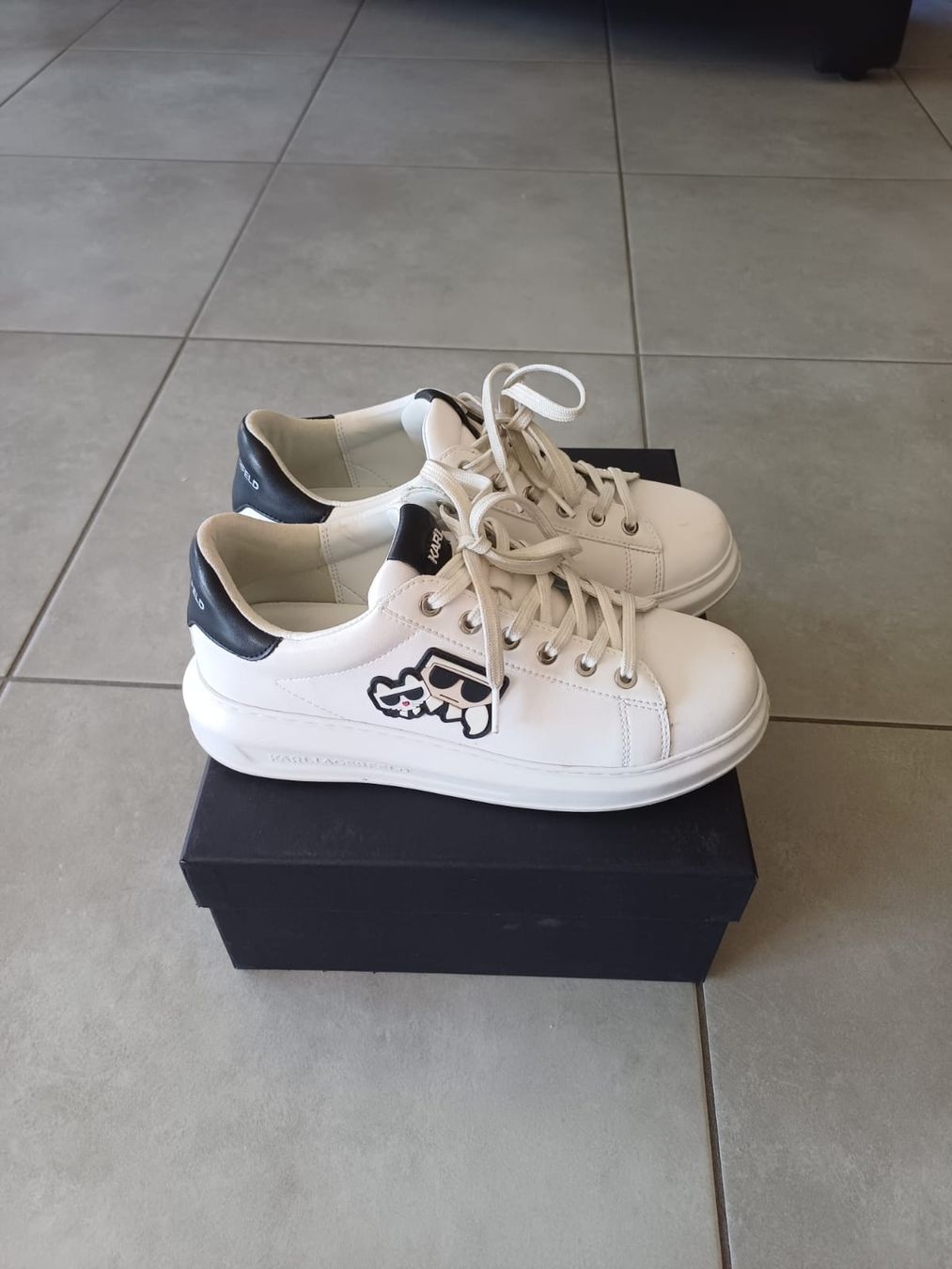 Karl Lagerfeld Scarpe da donna: Basket Karl Lagerfeld – Usato da Collonges venduto da cam_72xf