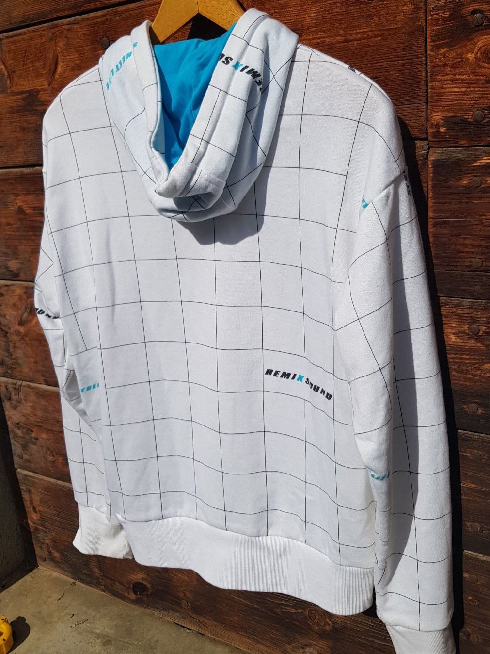 Maglioni & Felpe: Pull à capuchon "La Rue" comme neuf, taille hommes S/M – Usato da Haute-Nendaz venduto da DetoutDerien 4