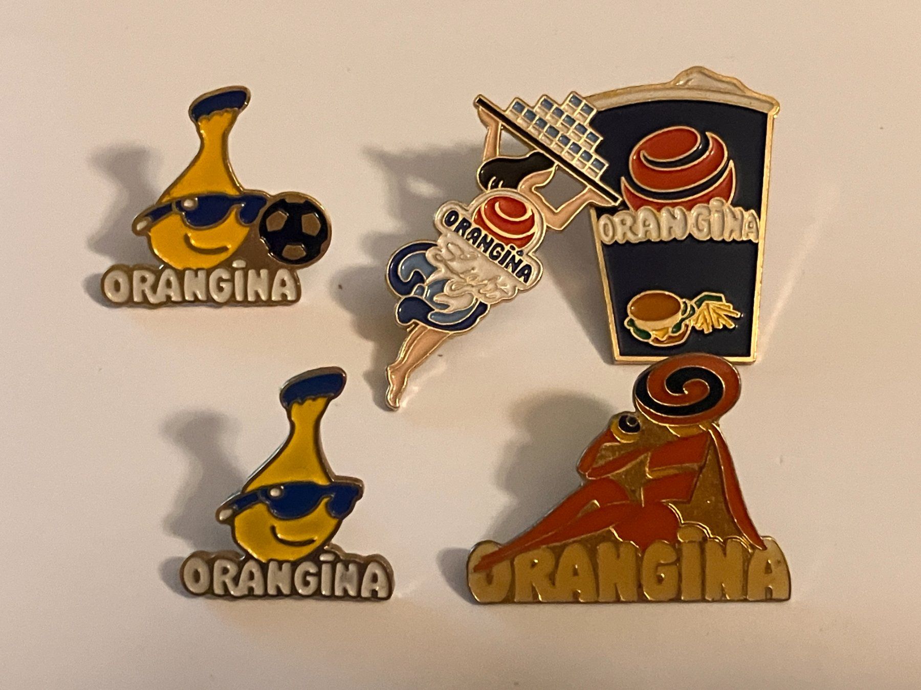 Placchette & Badge: 5 Pin Orangina – Usato da Basel venduto da djwwpp