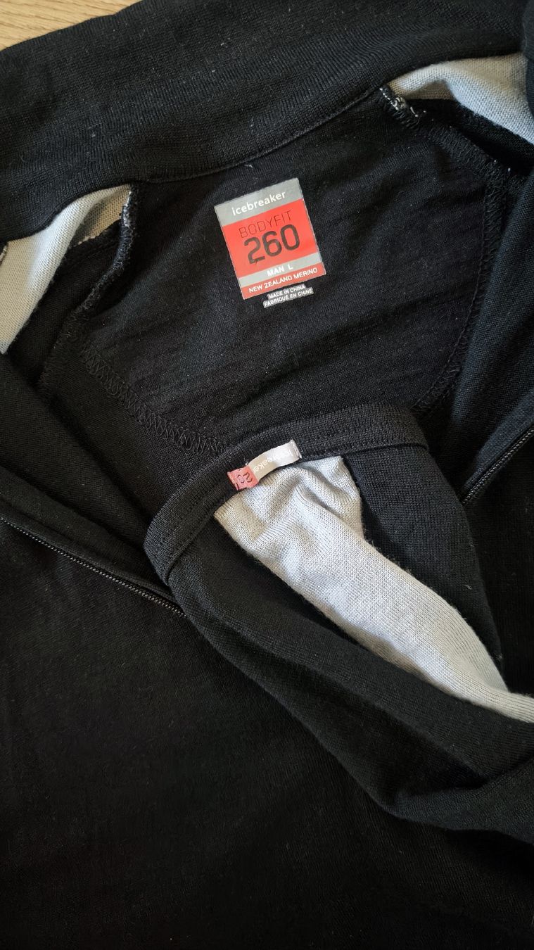 Icebreaker Pulls & Sweat-shirts: Icebreaker Merino Pullover Midlayer - L – D'occasion à Ebikon par brombomboli 1