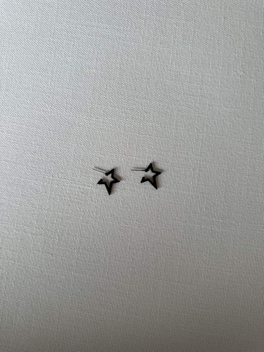 Ohrringe & -stecker: Ohrstecker – Gebraucht aus Volketswil von hal_65hj