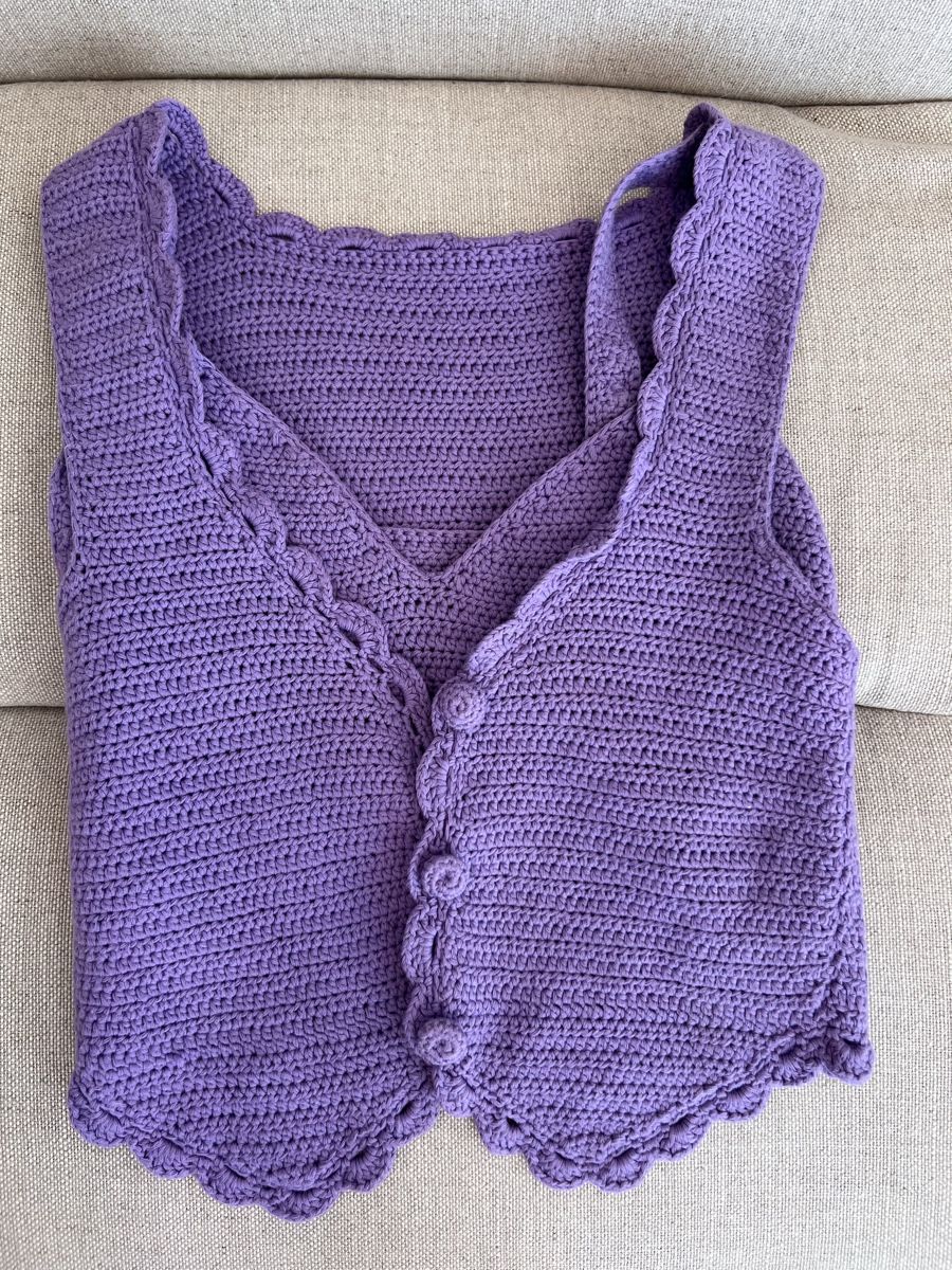 Top: Purple Crochet Set: Top, Vest & Bottoms – Usato da Goldau venduto da Kseniya123
