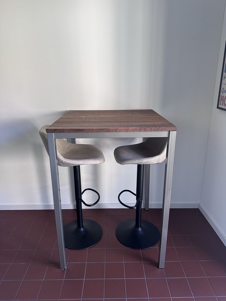 Tische: Holz Bar Table - Micasa – Neu (gemäss Beschreibung) aus Zürich von juz_2t2j