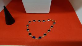 Armband mit blauen Steinen, elegant