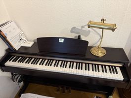 Piano électrique Yamaha CLP 320