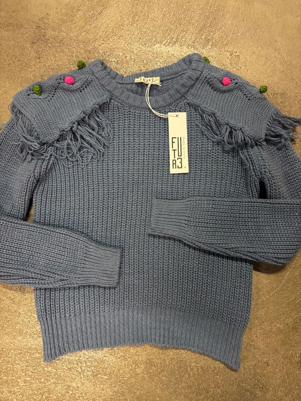 Maglioni & Felpe: Pull Futur3 Femmes Taille unique – Nuovo e nell'imballaggio originale da Orbe venduto da D-stockFactory-Orbe