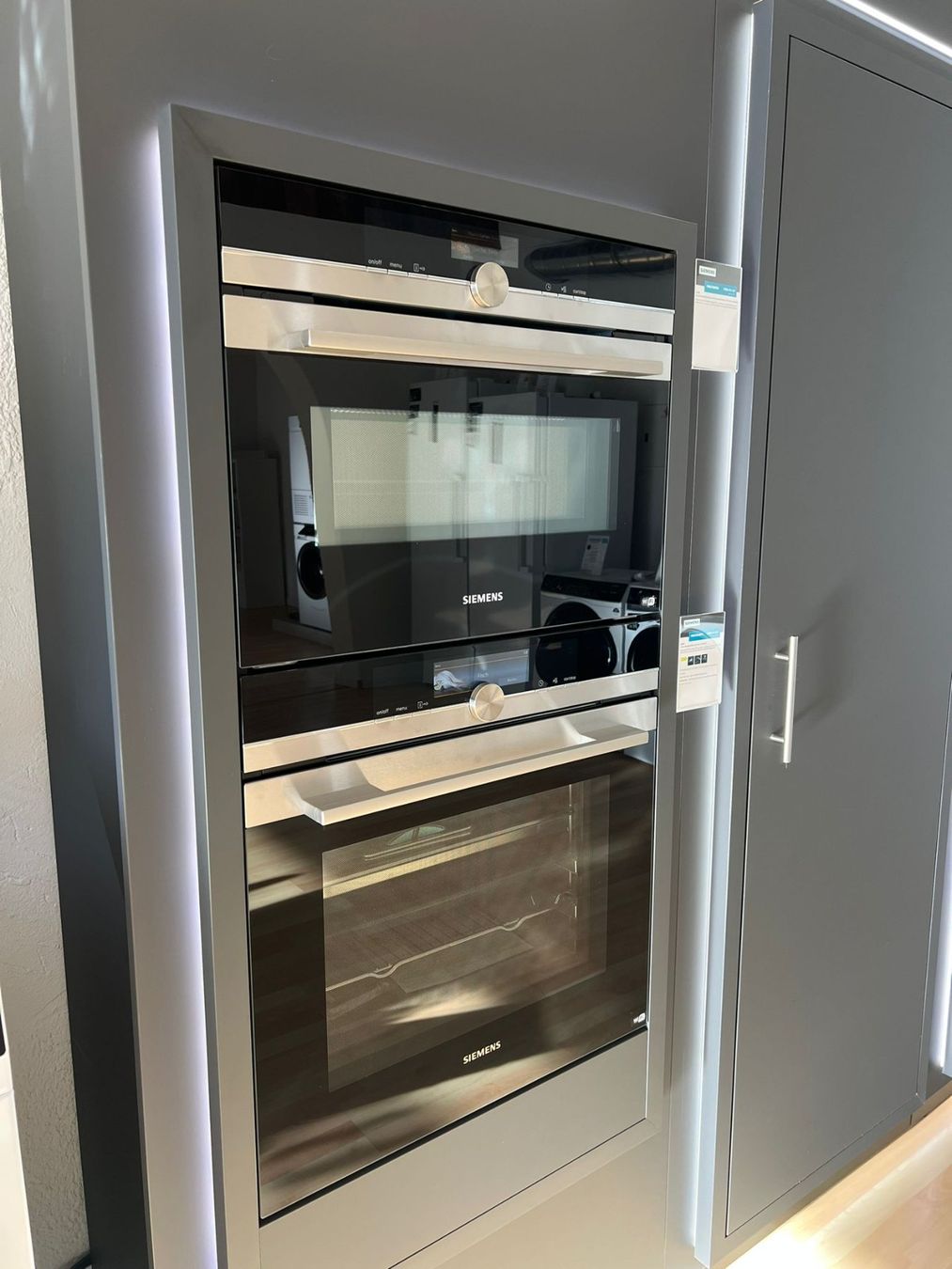 Siemens Elettrodomestici da cucina: Siemens Einbau-Kompaktbackofen mit Mikrowellenfunktion – Nuovo (secondo la descrizione) da Mollis venduto da Car1893