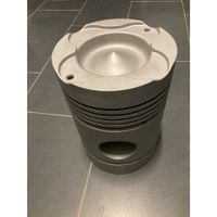Grosser Deko Kolben Schiffsmotor