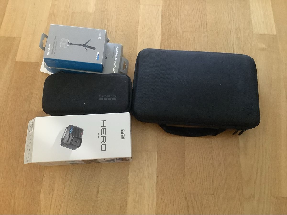 Gopro Action Cam: GoPro HERO Bundle mit extra Zubehör – Gebraucht aus Adliswil von Compardo 4