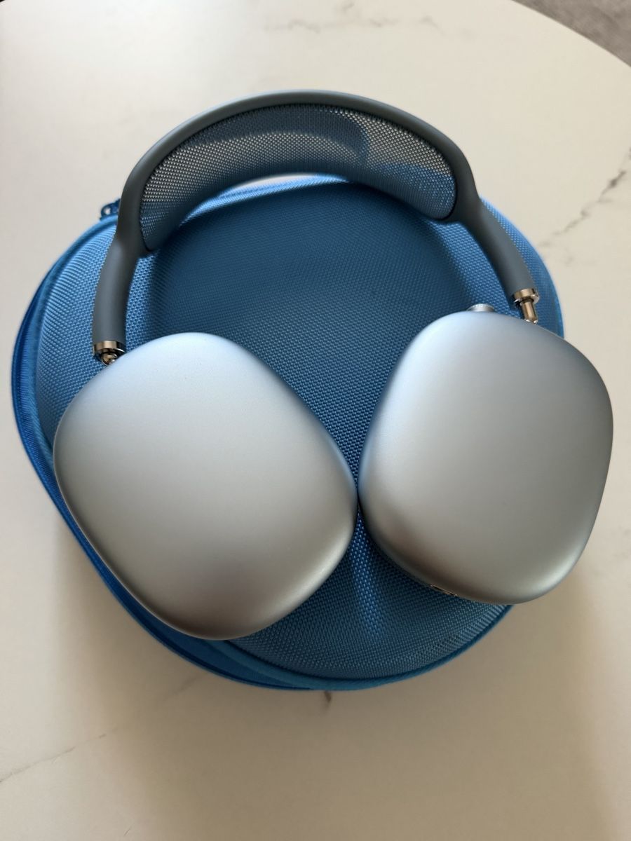 Apple Cuffie: Apple AirPods Max Kopfhoerer Silver/Blue mit Case – Nuovo (secondo la descrizione) da Frenkendorf venduto da Witwicky 2