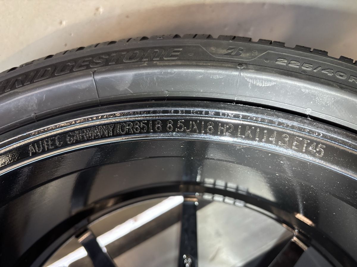 Subaru Pneumatici & Ruote complete: Subaru WRX STI Winterräder Neu! – Nuovo e nell'imballaggio originale da Bretzwil venduto da Mygarage4147 4