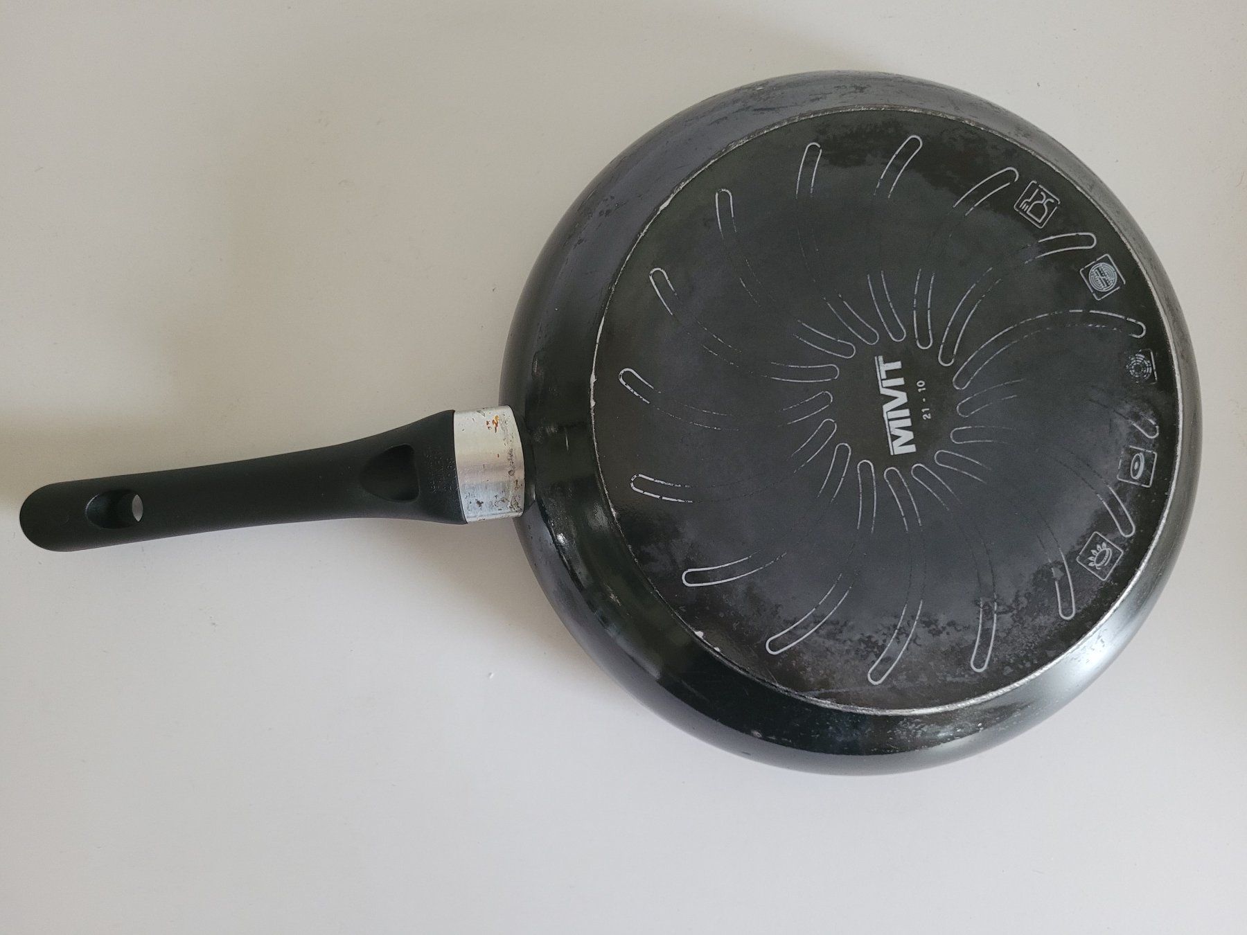 Poêles: Bratpfanne 28cm - MIVIT – D'occasion à Giswil par online-Brockenhaus 2