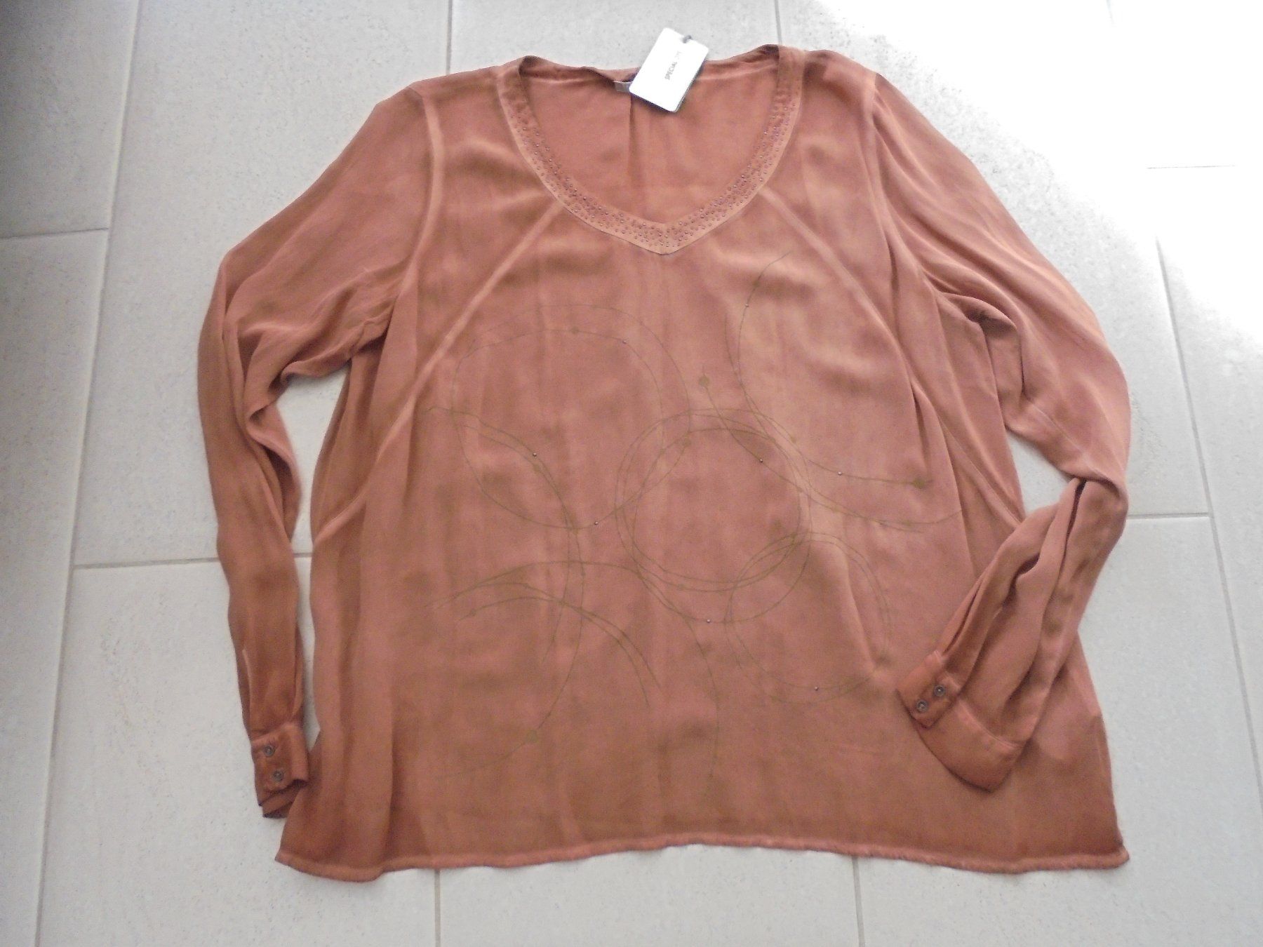Nile Blusen: NILE BLUSE GR.L *NEU* – Neu (gemäss Beschreibung) aus Rotkreuz von Samballi