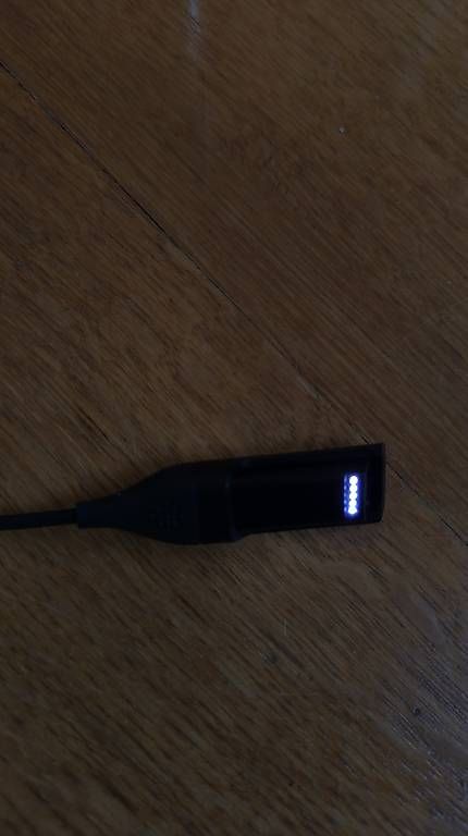 Armbänder & -reifen: Fitbit Flex inkl. 2 Armbänder – Gebraucht aus Bern von wade99 2