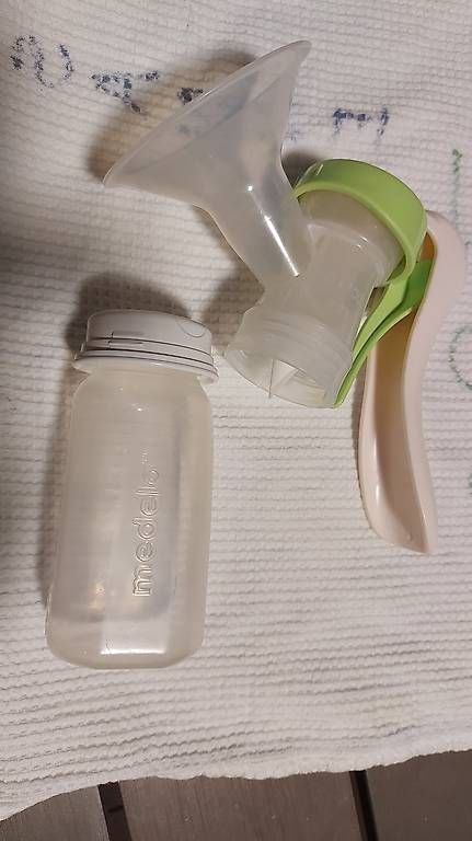 Stillzubehör: Ardo Hand Milchpumpe – Gebraucht aus Rotkreuz von MASI17