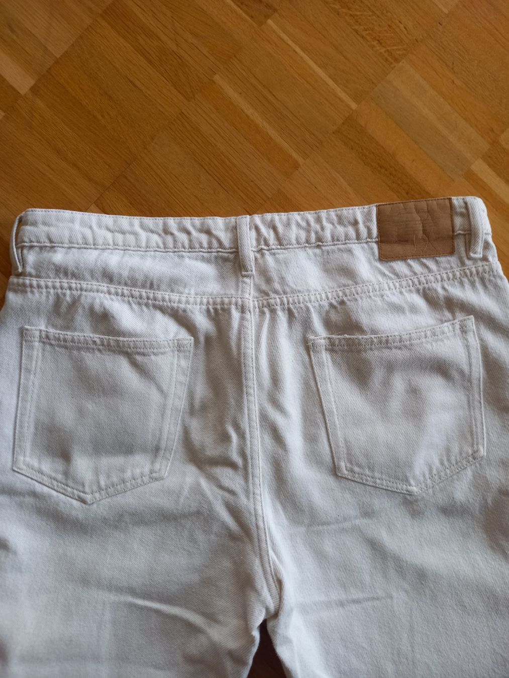 Hosen: American Vintage Hose Gr. 34 offwhite – Gebraucht aus Zürich von Veramone 3