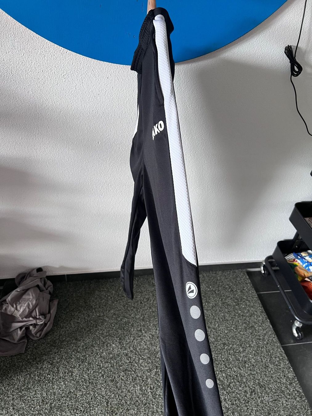Jako Hosen: Original Jako Sport Trainerhosen – Neu (gemäss Beschreibung) aus Frauenfeld von isa_9cy7 1