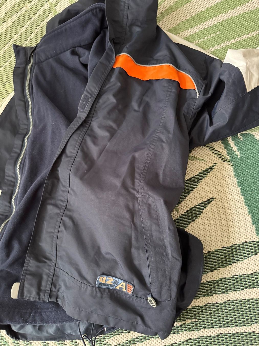 Giacche & Cappotti: SKI Kinderjacke mit integriertem Pullover – Nuovo (secondo la descrizione) da Adliswil venduto da Jessik0