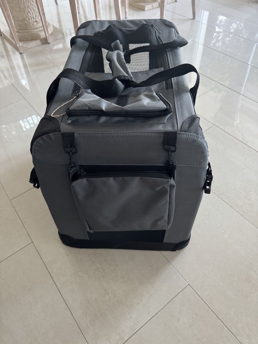 Cucce & Letti: Sac de transport pour chien  – Usato da Neuchâtel venduto da mir_tc29 2