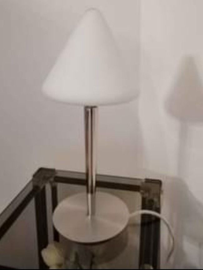 Lampen: Tischlampe fabas luce.(11fr.Versenden) – Gebraucht aus Fahrweid von SMILE.5 1