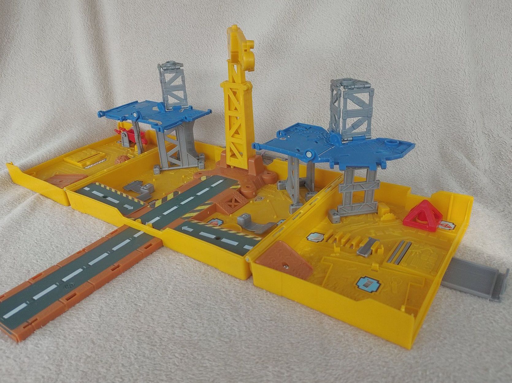 Matchbox Giocattoli: Matchbox-Koffer Bash und Build Construction Set Nr.J3922 – Usato da Strengelbach venduto da Phorensic_30