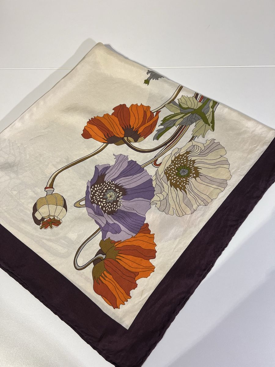 Foulards & écharpes: Foulard Fiorio, vintage – D'occasion à St-Pierre-Clages par ste_xk6p 2