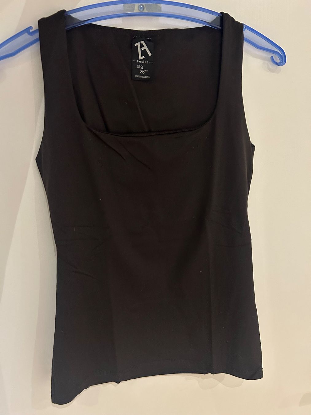 Zara Top: Top Zara brun sans manches – Usato da Bôle venduto da sev_n85b