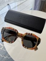 Burberry Sonnenbrille - ungetragen