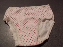 Unterhose Grösse 152/164, weiss/rote Pu