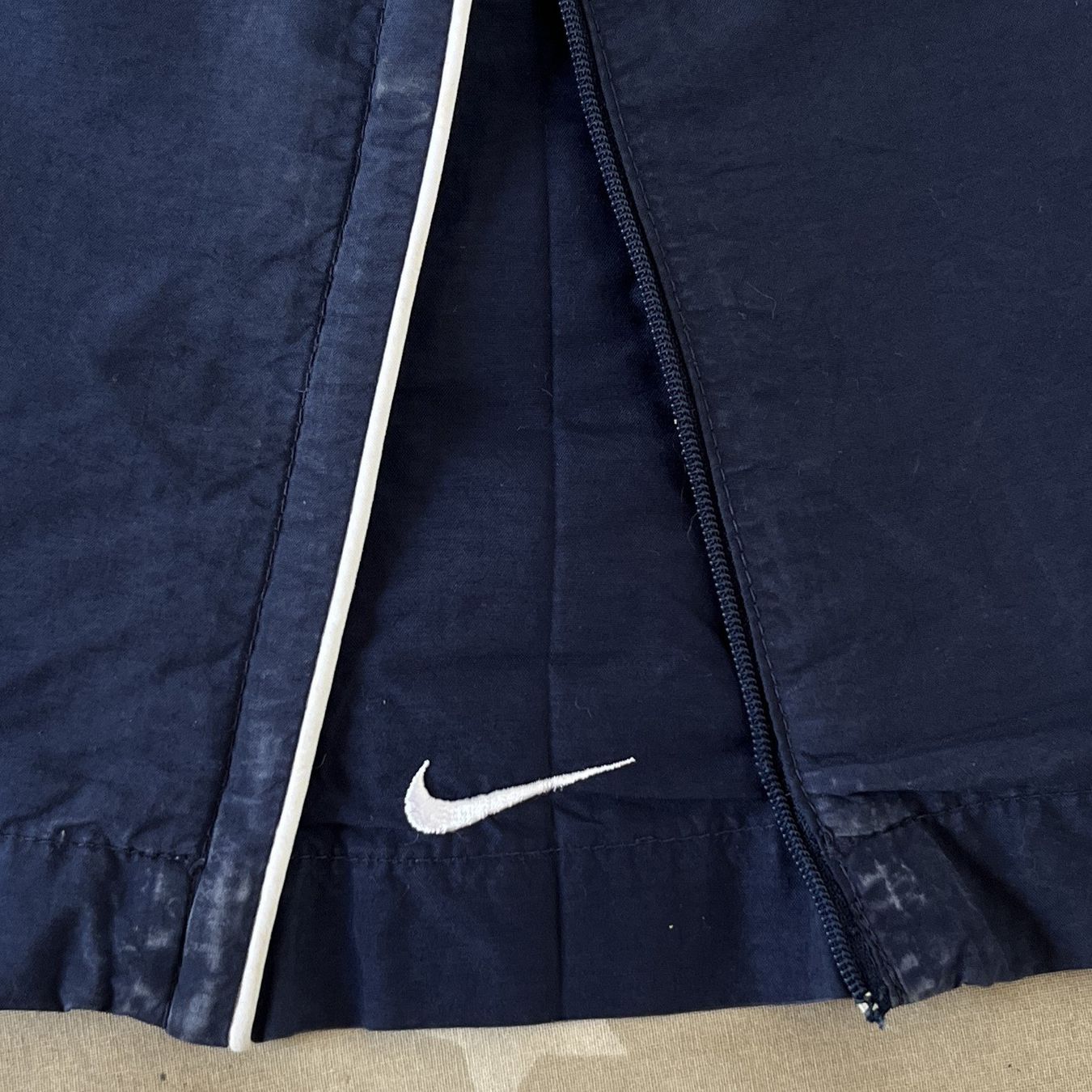 Nike Pantaloni: Vintage Nike Trackpant (S) – Usato da Chamoson venduto da Sapoloshop 2