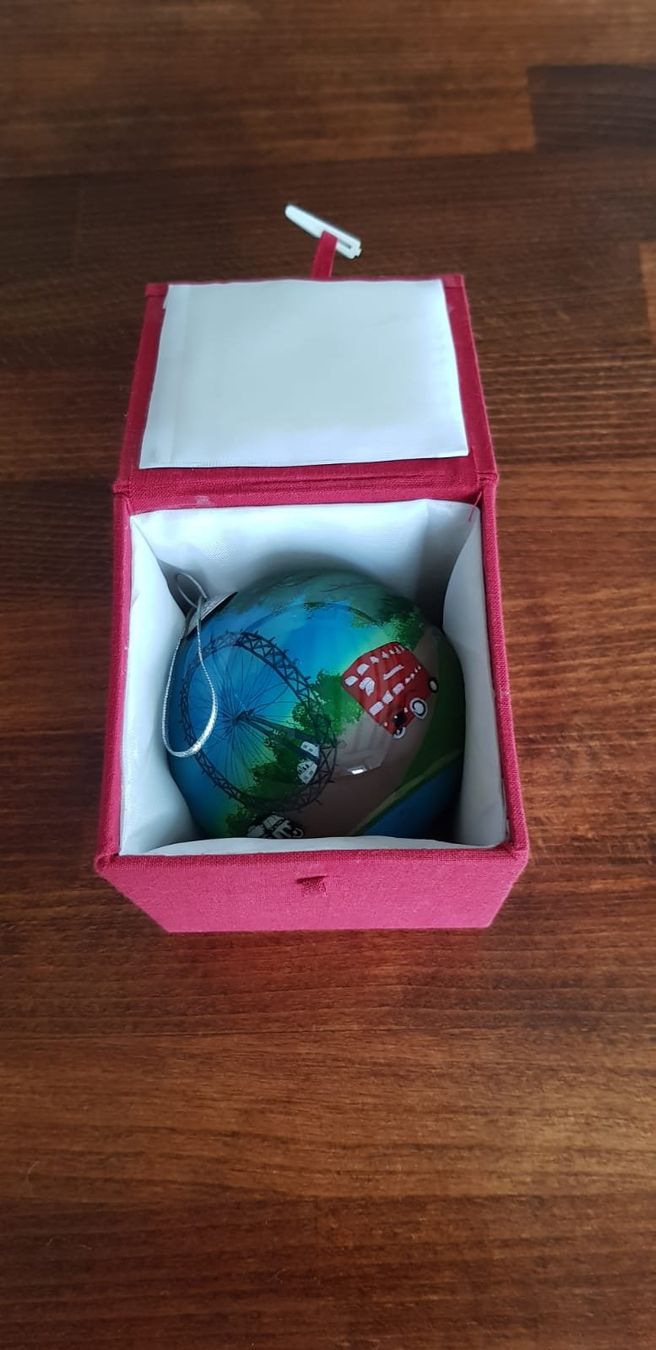 Tutte le decorazioni: Weihnachtskugel aus England / Christbaumschmuck – Nuovo (secondo la descrizione) da Unterägeri venduto da Chartbreaker 3