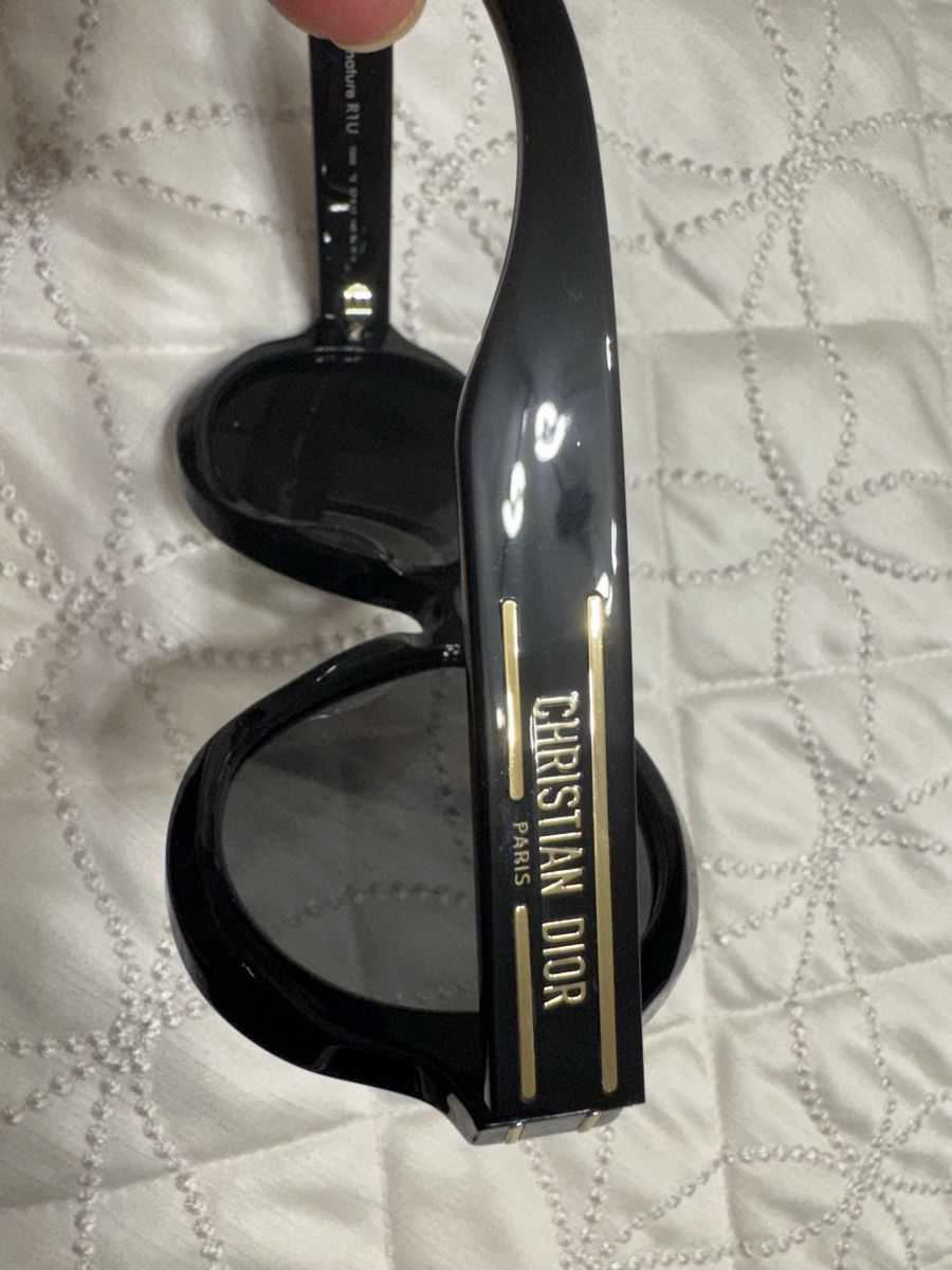 Dior Occhiali & Lenti: Original Dior Sonnenbrille, schwarz – Nuovo e nell'imballaggio originale da Birmenstorf AG venduto da aon_2hr9 2