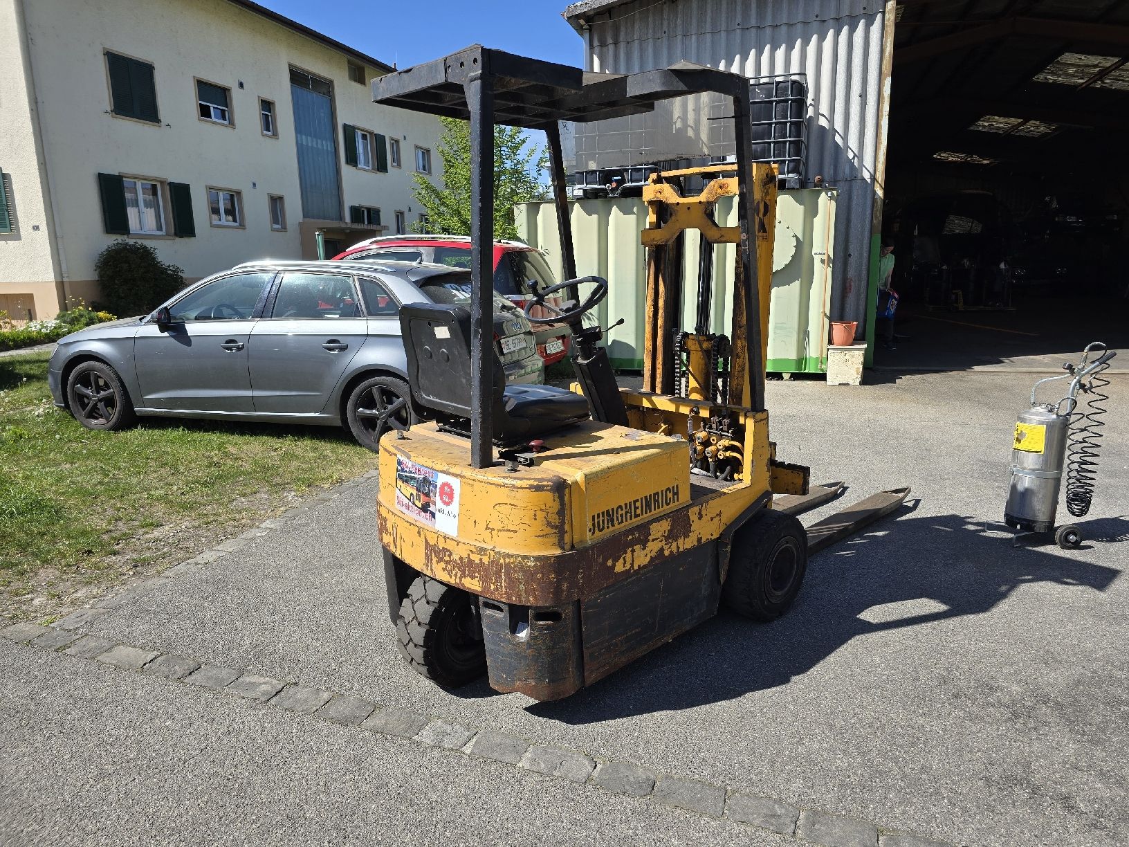 Carrelli elevatori e a forche: Elektrostapler – Difettoso da Herzogenbuchsee venduto da Schnork 1