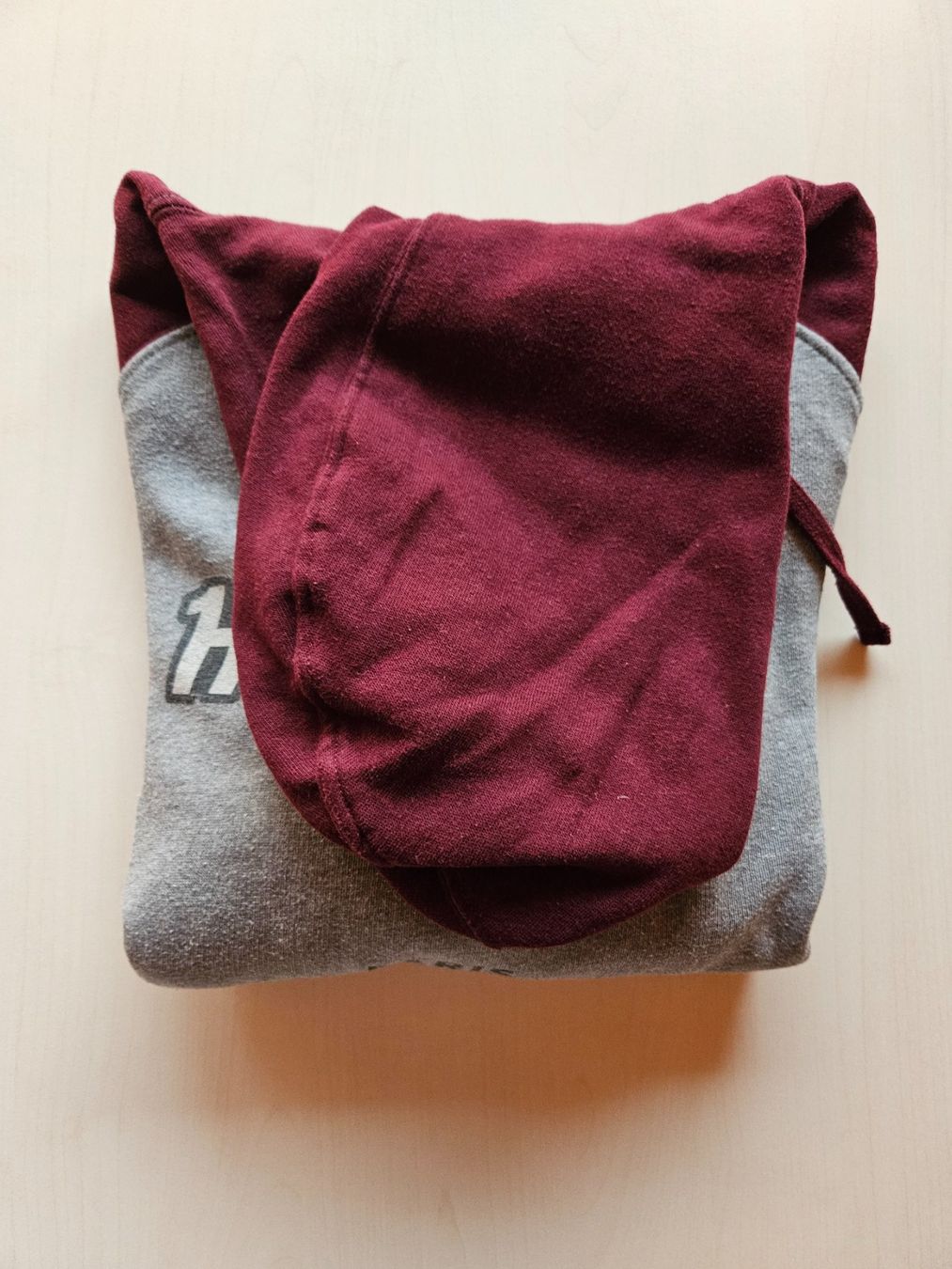 Maglioni & Felpe: Pulli Hard Rock Cafe – Usato da Tann venduto da Pepiino 5