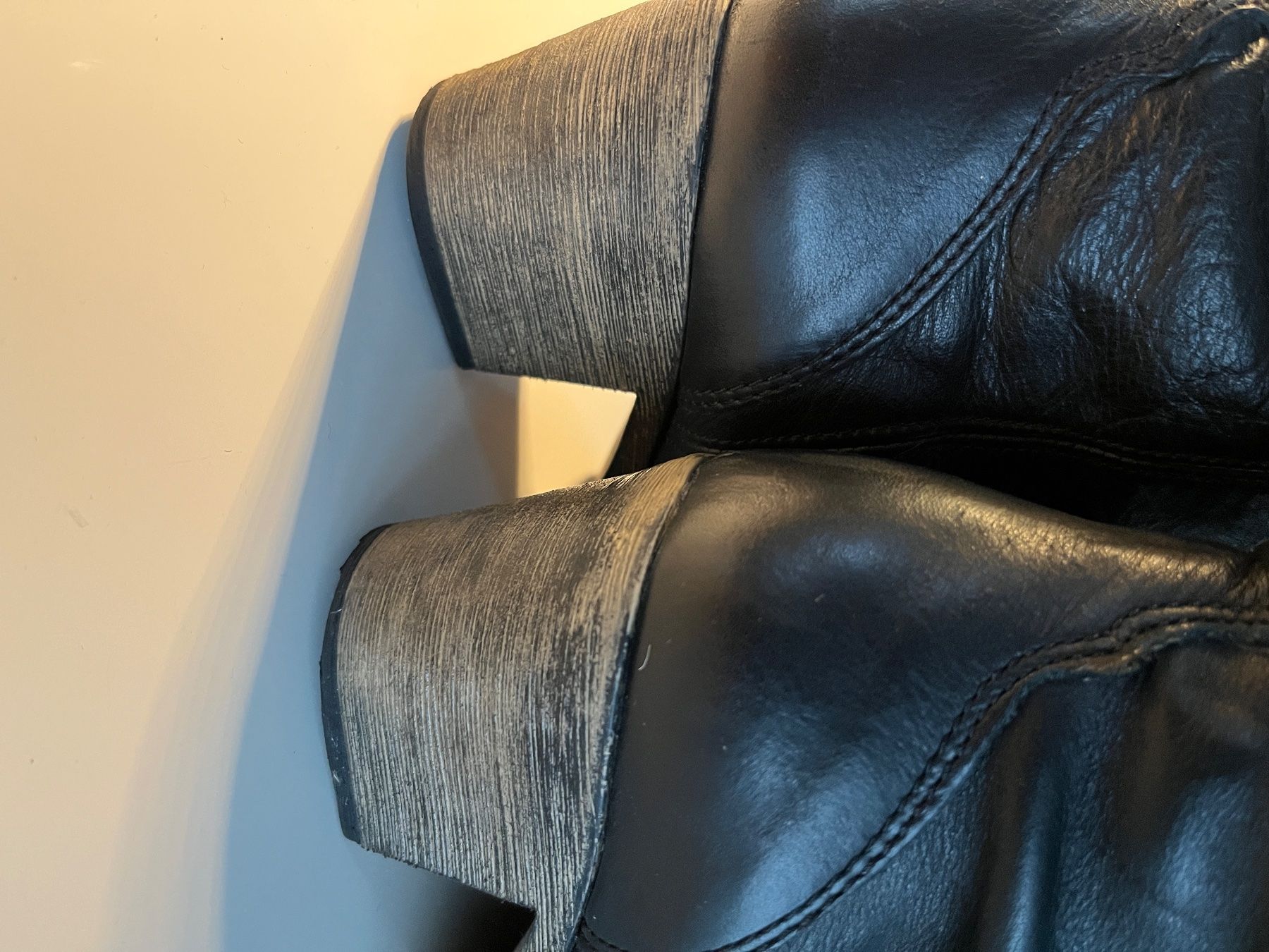 Scarpe da donna: Schwarze Westernstiefel aus Leder, Grösse 39 – Usato da Burgdorf venduto da wiwy51 3